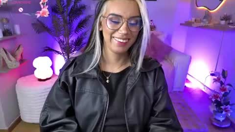 T A T I A N A online show from July 28, 11:17 am