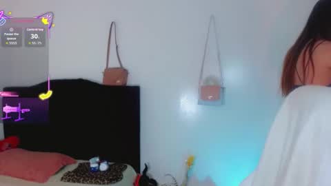 AriSaray online show from October 20, 7:08 pm