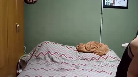 lady24x online show from June 16, 3:43 am