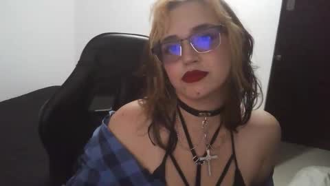 lady_ahri online show from April 5, 1:24 am