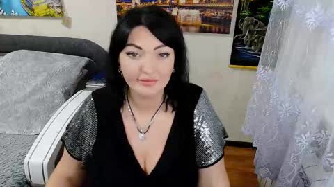 lady_boom_ online show from November 3, 4:19 pm