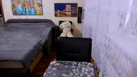 lady_boom_ online show from May 2, 4:02 pm