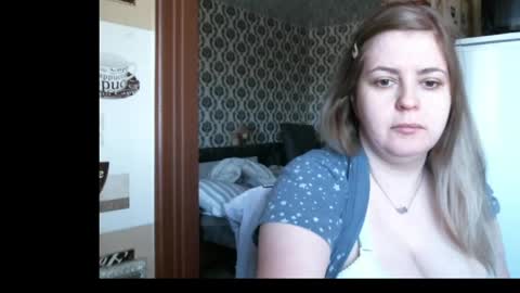 lady cute cat29 online show from May 6, 2:39 am