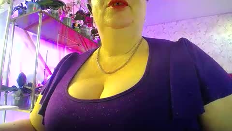 Lady Gloria online show from April 29, 5:12 am