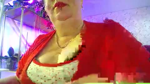 Lady Gloria online show from April 24, 5:42 am
