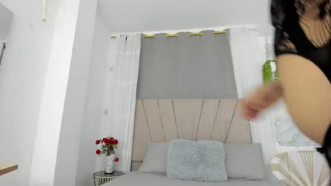 lady_miss___ online show from June 8, 1:23 pm