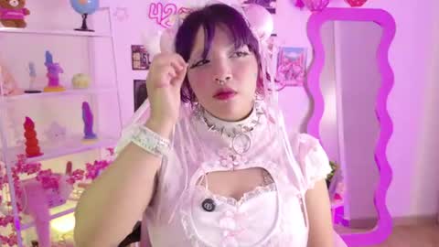 Lady  online show from June 14, 4:14 am