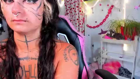 Mia online show from June 23, 8:26 pm