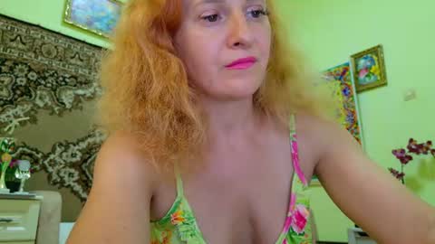Sima Ladybigsmile online show from June 28, 4:25 pm