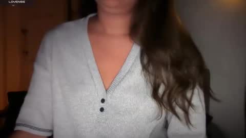 Aria online show from November 26, 10:12 am