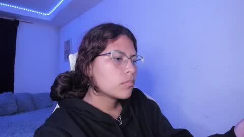  Lady  online show from November 14, 2:25 am