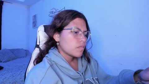  Lady  online show from December 5, 3:17 am