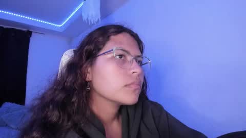  Lady  online show from October 31, 6:25 am