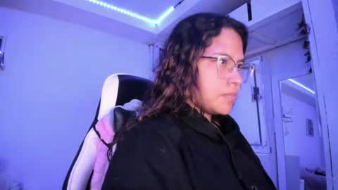  Lady  online show from July 26, 2:53 am