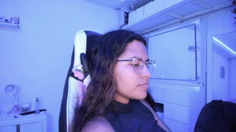  Lady  online show from July 15, 3:45 am