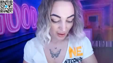 MERYEM online show from May 7, 3:08 pm