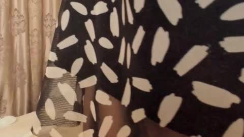 ladyjanyne online show from February 28, 5:44 am