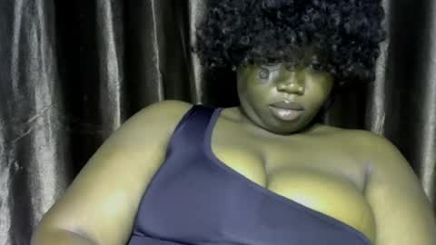 sexylila online show from June 9, 10:37 am