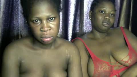 sexylila online show from June 11, 7:39 am