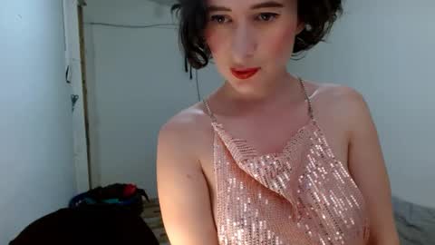Lucia Fernanda online show from September 15, 9:27 pm