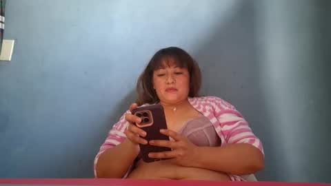 Ladysophiebaby1s online show from May 19, 11:23 pm