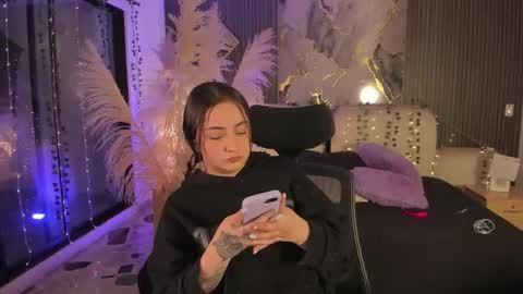 Lady  online show from February 25, 4:38 am