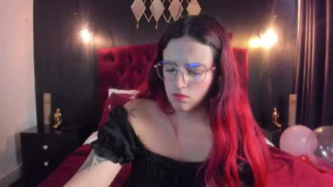 Laia  online show from March 13, 12:30 pm