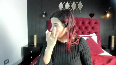 Laia  online show from June 22, 12:12 pm