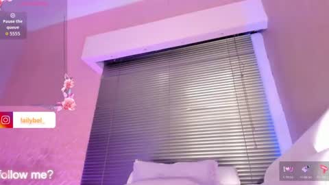 laiily bell online show from July 25, 2:20 am