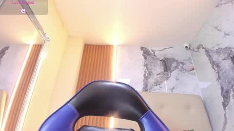   online show from January 8, 5:30 pm