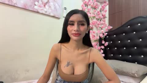 kristine online show from July 24, 10:12 am