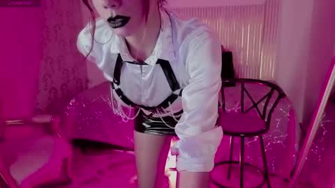 Miss Lala online show from May 5, 4:13 pm