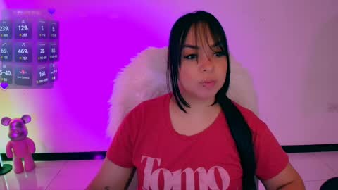 lalablack1_ online show from February 26, 2:41 am