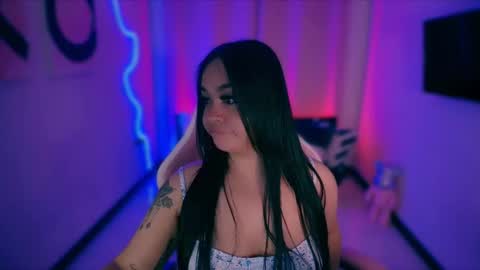 lalablack1_ online show from October 15, 12:58 am