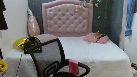 lalisha online show from January 31, 9:01 pm