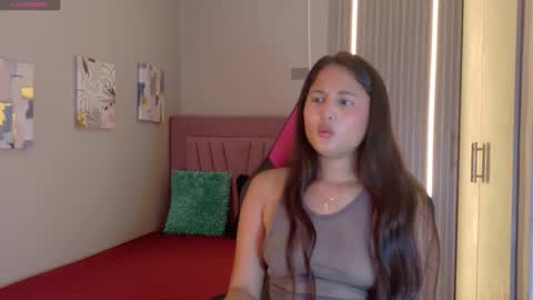 Laura online show from November 5, 1:02 pm