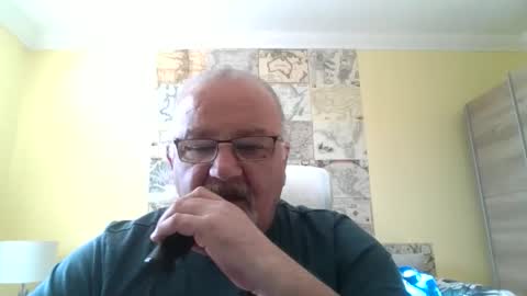 lamabama online show from March 8, 1:37 pm