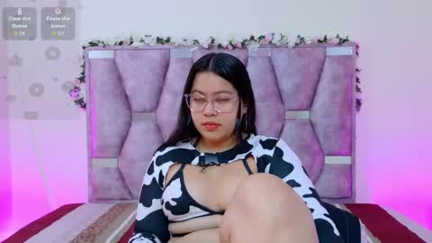 Snapshot of lana_bennett69 chatting on October 18, 10:52 am Lana online show from October 18, 10:52 am