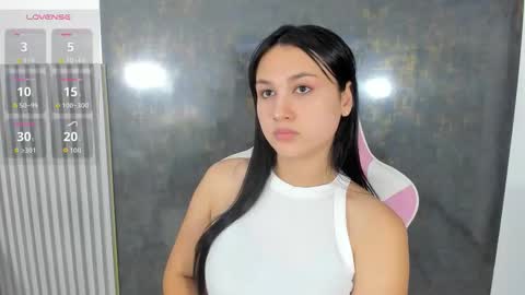 Lana online show from December 18, 8:59 pm