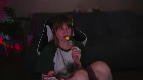 Kay online show from May 11, 6:27 pm