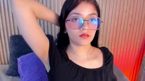 Snapshot of lana_dol chatting on October 21, 1:27 pm ... . . ... online show from October 21, 1:27 pm