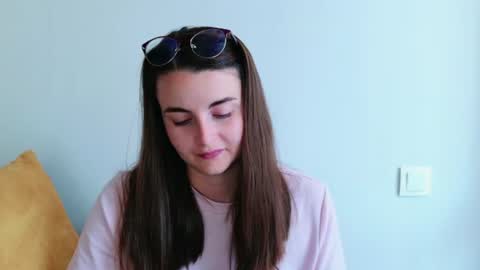 lana_gl online show from July 1, 10:35 am