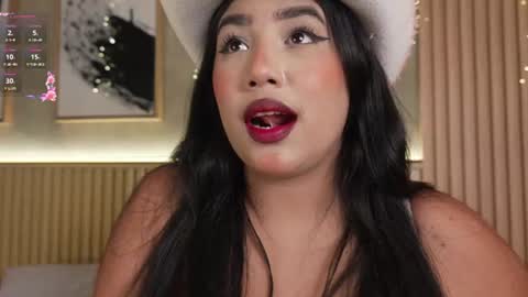 lana_lann online show from August 4, 4:08 am