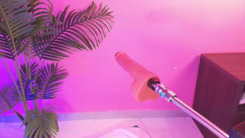 LANA online show from April 25, 4:36 am