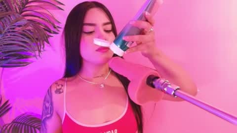 LANA online show from August 3, 5:09 am