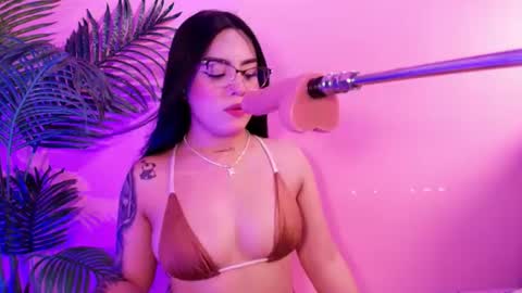 LANA online show from July 22, 4:25 am