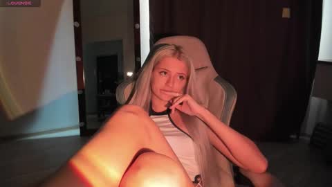 Lana online show from November 13, 11:13 am