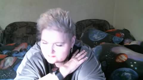 lanacat555 online show from April 30, 5:40 pm