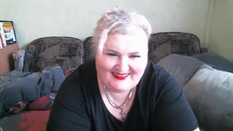 lanacat555 online show from March 11, 1:45 pm