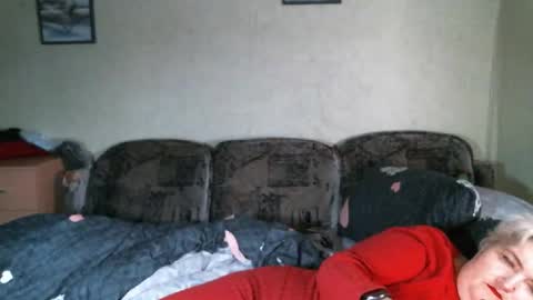 lanacat555 online show from March 12, 6:44 pm